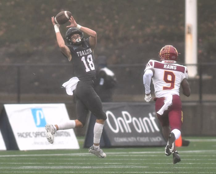 Central-Catholic.Tualatin.6A-football-final.Taylor-Balkom.39